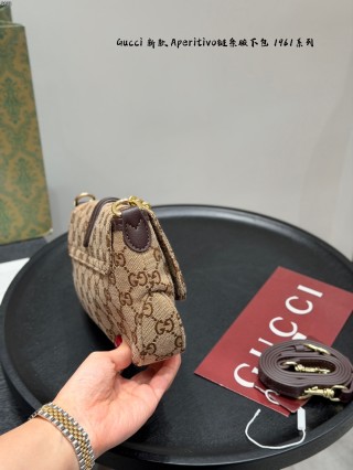 Gucci Aperitivo Jackie 1961 GG Canvas Shoulder Bag Beige view 6