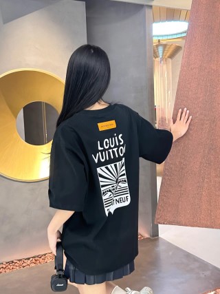 Louis Vuitton Black Logo Short Sleeve T-Shirt view 2