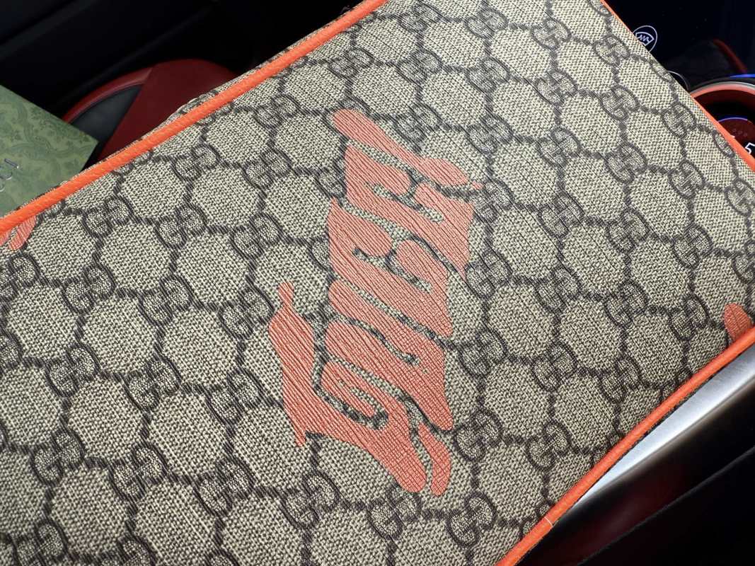 Gucci GG Canvas Messenger Bag Orange view