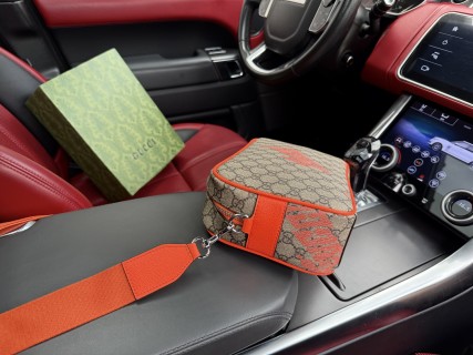 Gucci GG Canvas Messenger Bag Orange view 7