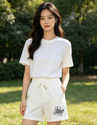 Burberry White Logo Shorts view 2