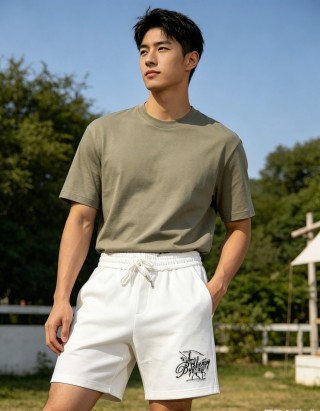Burberry White Logo Shorts view 3