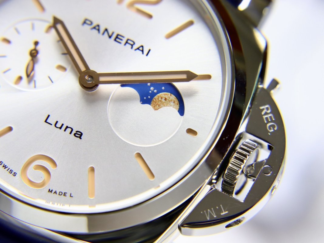 Panerai Luminor Due Luna 42mm Silver Dial Watch view