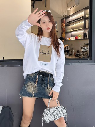 Burberry White Logo Sweatshirt view 2
