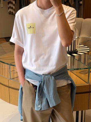 White Short Sleeve T-Shirt with Sticky Note Graphic Print view 2