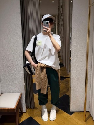 White Short Sleeve T-Shirt with Sticky Note Graphic Print view 5