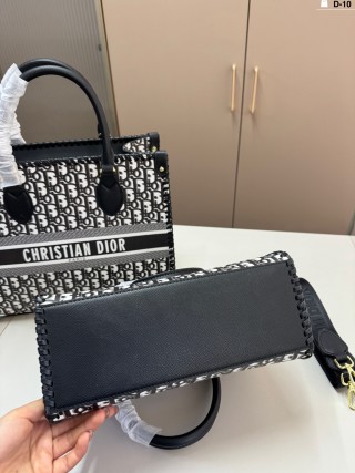 Dior Book Tote Monogram Black Canvas Bag view 3
