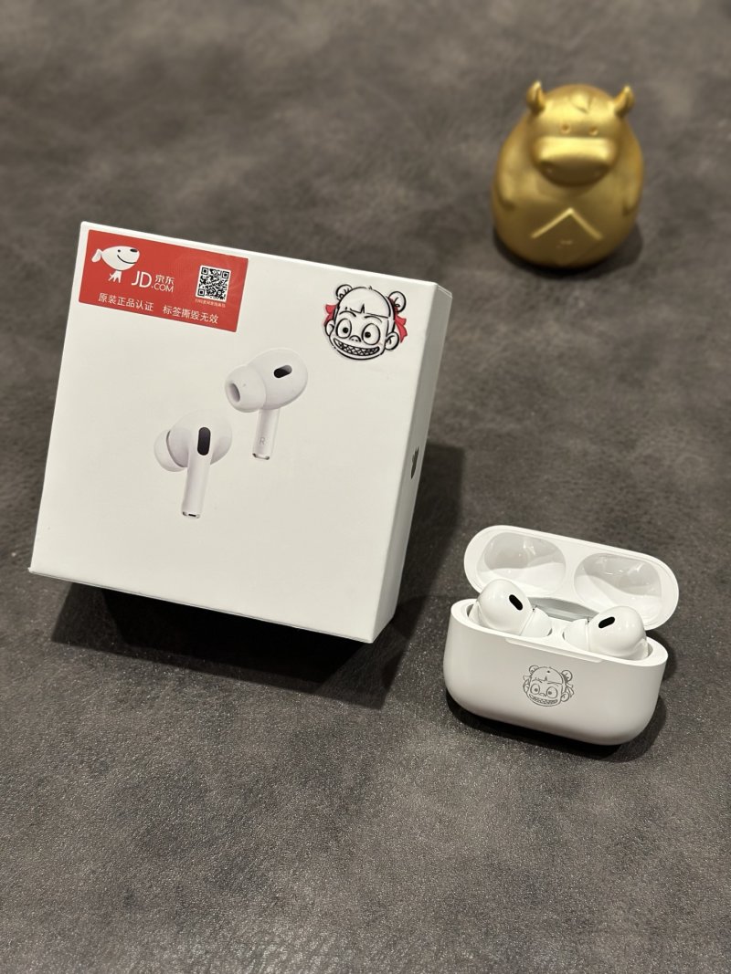 Apple AirPods Pro 2 Animated Character Edition White