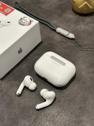 Apple AirPods Pro 2 Animated Character Edition White view 4