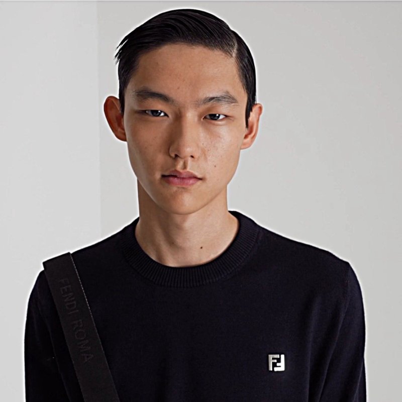 Essential Black Crew Neck Short Sleeve T-Shirt view