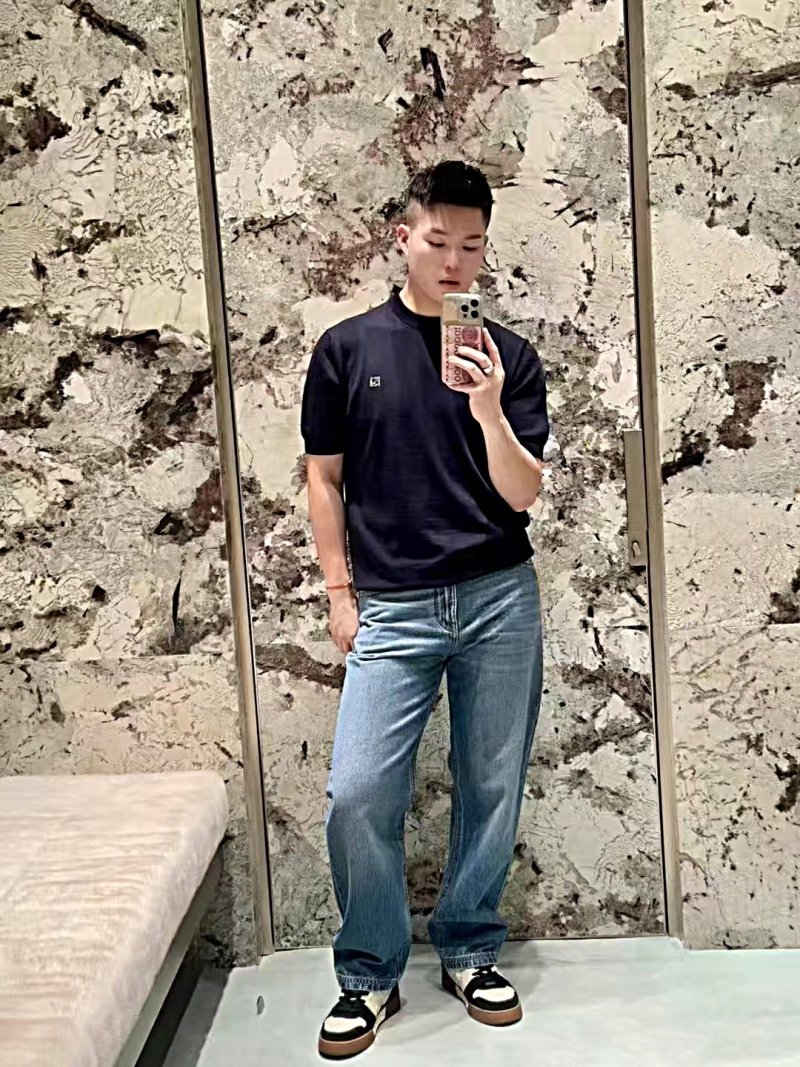 Essential Black Crew Neck Short Sleeve T-Shirt view