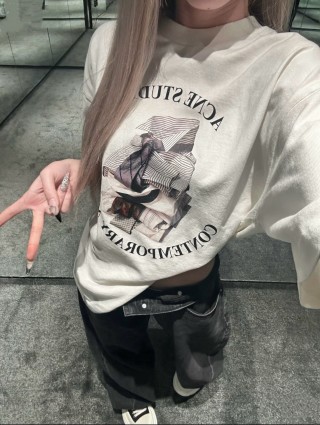 Stone Island Contemporary Graphic Cream T-Shirt view 4
