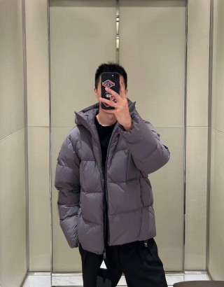 Moncler Grey Puffer Down Jacket view 5
