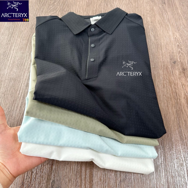 Descente Seamless Summer Polo Khaki Black view