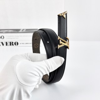 Louis Vuitton Iconic Reversible Belt Black - 20mm view 5