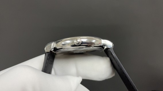 IWC Portofino 40mm Automatic Watch Silver Dial view 4