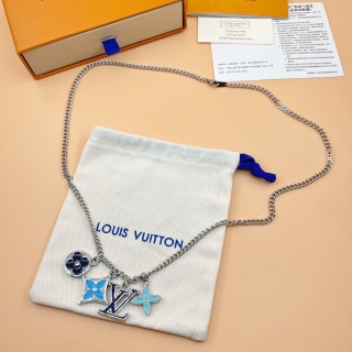 Louis Vuitton Instinct Enamelled Charm Necklace Silver view 2