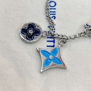 Louis Vuitton Instinct Enamelled Charm Necklace Silver view 7