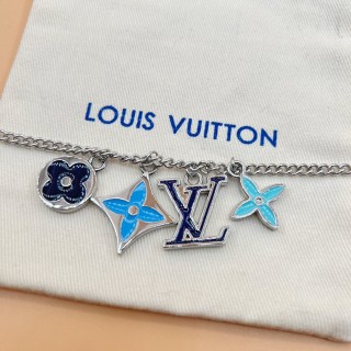 Louis Vuitton Instinct Enamelled Charm Necklace Silver view 9