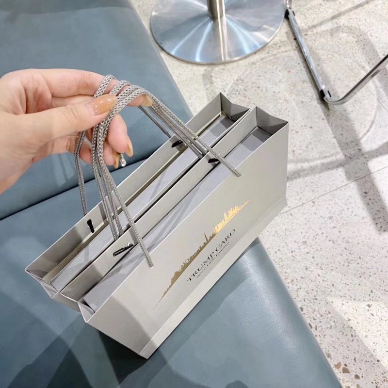 7-Piece Luxury Lipstick Set Gift Box view