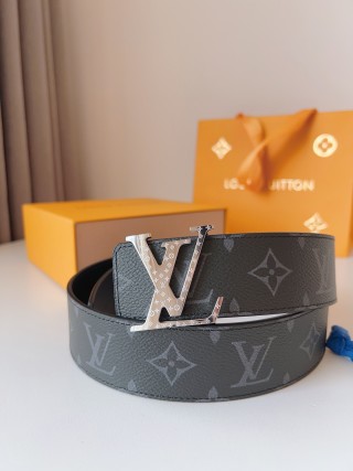 Louis Vuitton LV Monogram Canvas Belt - Black 40mm view 5