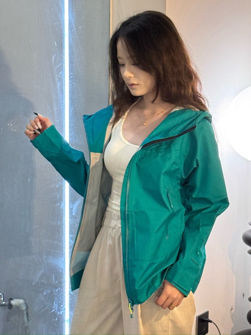 Kailas Bogda LT Women's Windbreaker Jacket - Emerald Green