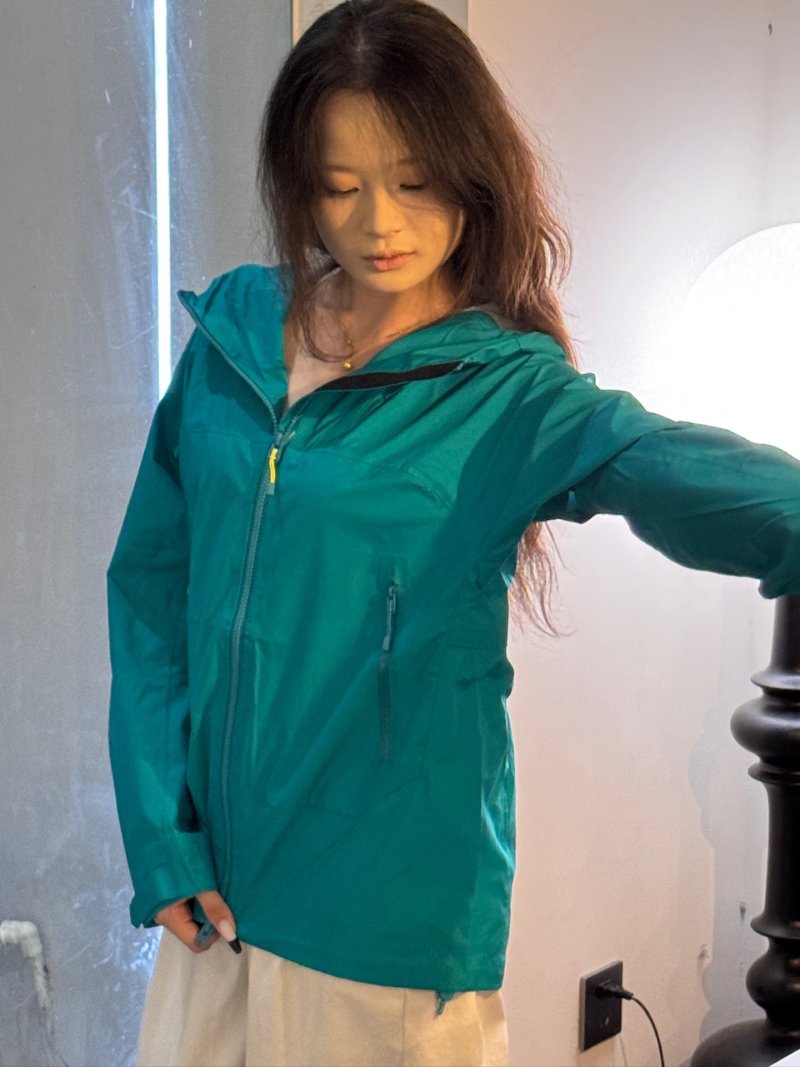 Kaerlae M8 Stand Collar Windbreaker Jacket Light Cloud Gray view