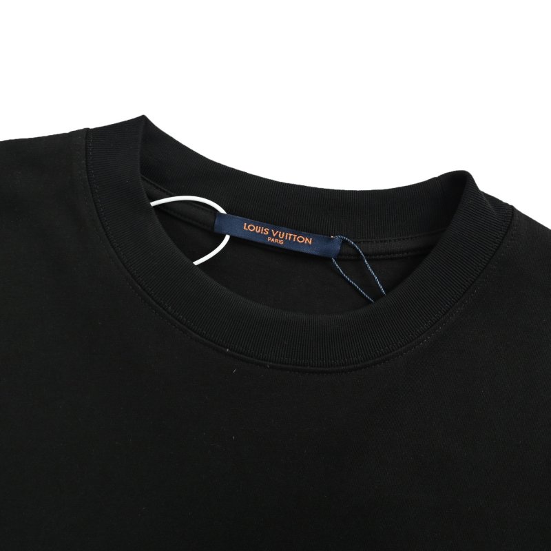 Louis Vuitton Black Monogram Chain Print T-Shirt view