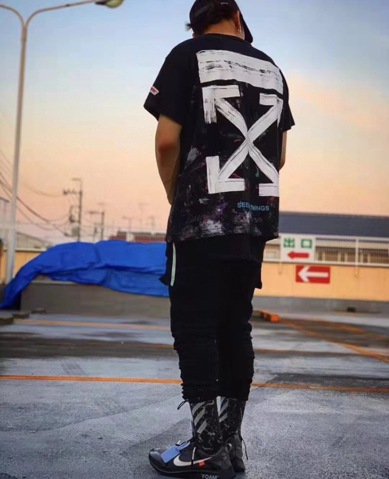 Black Oversized Graphic Print T-Shirt with Distressed Design view