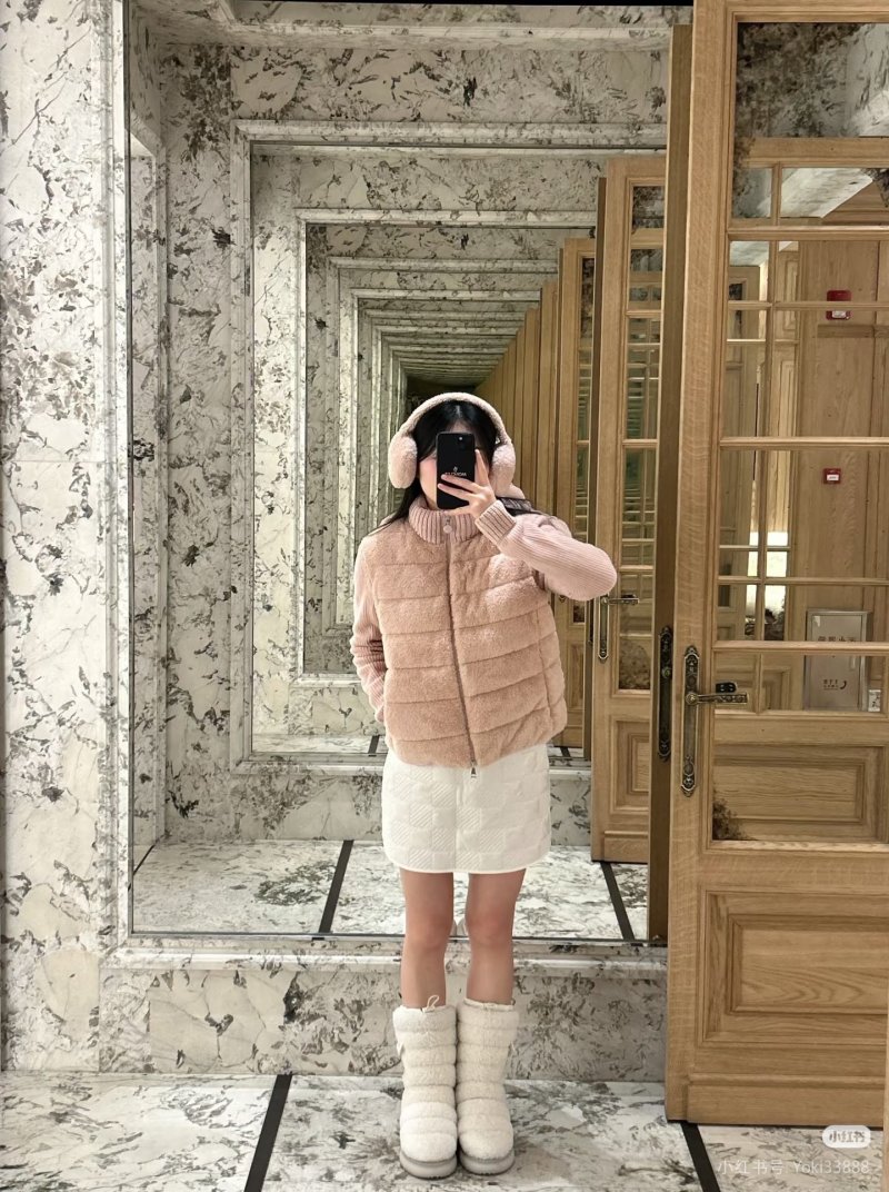 Pink Quilted Down Jacket with Ribbed Knit Sleeves view