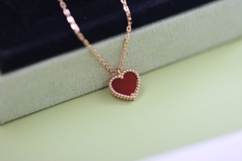 Van Cleef & Arpels Rose Gold Heart Pendant Necklace view 7