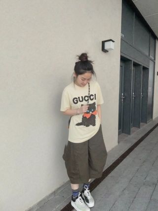 Gucci Cat Logo Cream T-Shirt