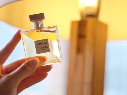 Chanel Gabrielle Eau de Parfum 100ml view 2