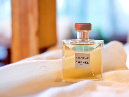 Chanel Gabrielle Eau de Parfum 100ml view 3