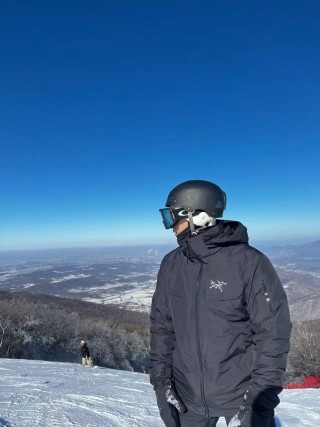 Arc'teryx Black Down Puffer Jacket view 2