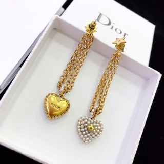 Dior Heart Pearl Drop Earrings Gold view 6