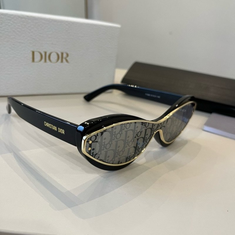 Dior DiorPacific S1U Black & Gold Oval Sunglasses