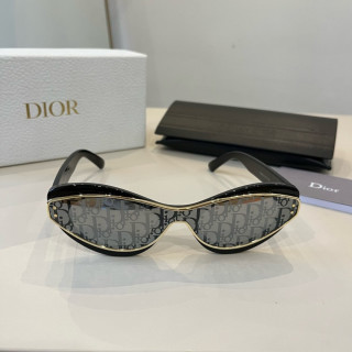 Dior DiorPacific S1U Black & Gold Oval Sunglasses view 2