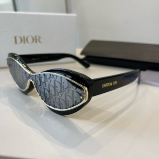 Dior DiorPacific S1U Black & Gold Oval Sunglasses view 3