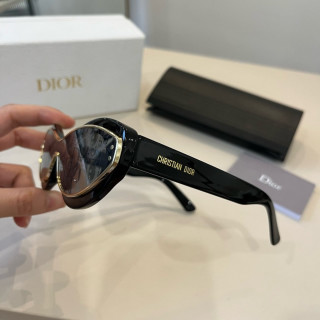 Dior DiorPacific S1U Black & Gold Oval Sunglasses view 4