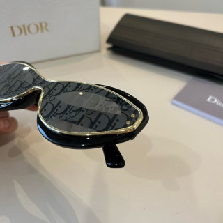 Dior DiorPacific S1U Black & Gold Oval Sunglasses view 6