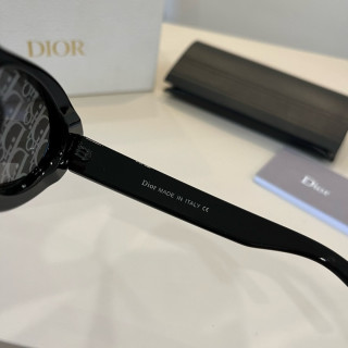 Dior DiorPacific S1U Black & Gold Oval Sunglasses view 10