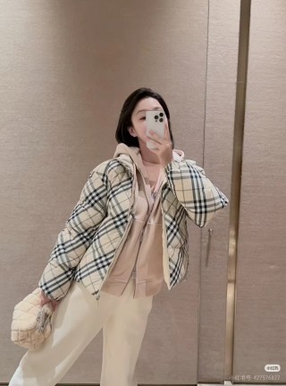 Burberry Checked Puffer Down Jacket - Cream & Black