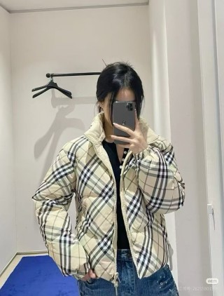 Burberry Checked Puffer Down Jacket - Cream & Black view 4