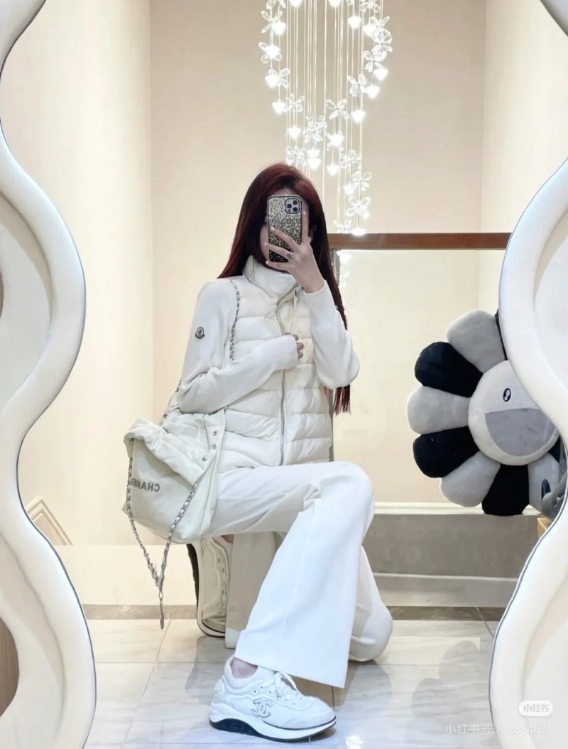 Cream Puffer Down Jacket – Oversized Fit view