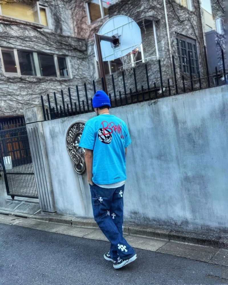 Cyan Graphic Print Short Sleeve T-Shirt