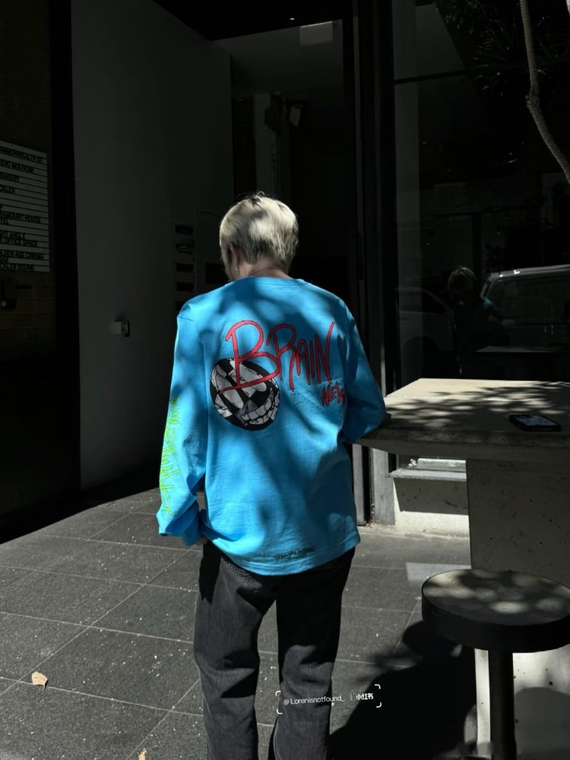 Cyan Graphic Print Short Sleeve T-Shirt view