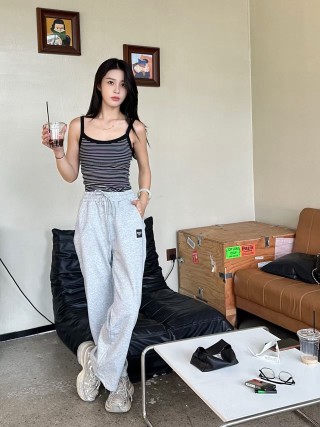 Fendi Logo Sweatpants Light Grey view 3