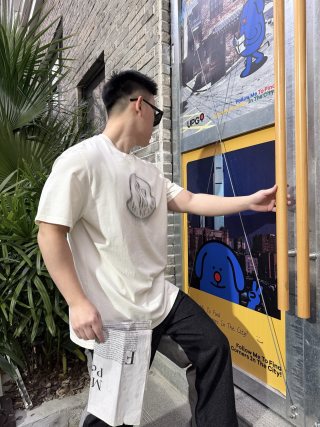 Moncler White Graphic Logo T-Shirt view 7