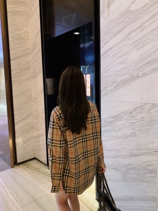 Burberry Nova Check Plaid Button-Up Shirt Beige view 4